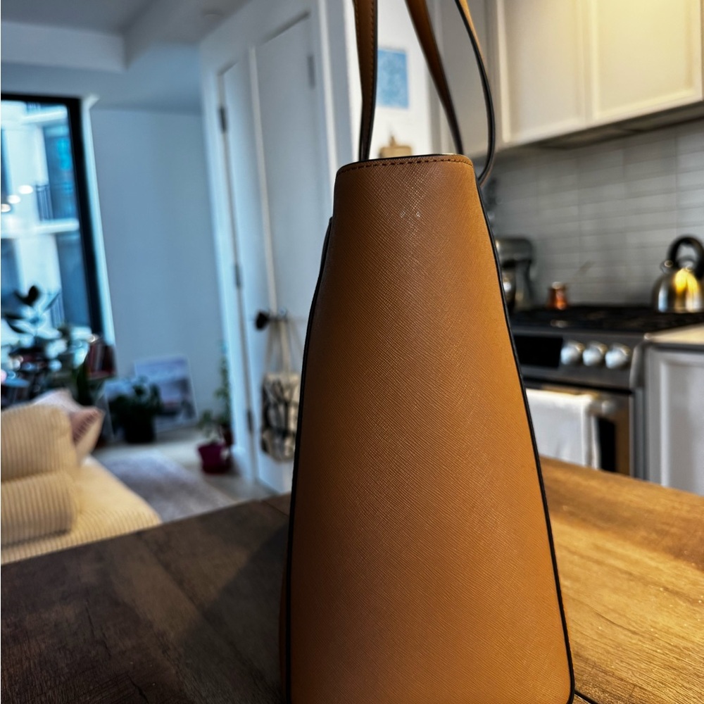 Light Umber Leather Tory Burch Tote - Picture 3 of 8